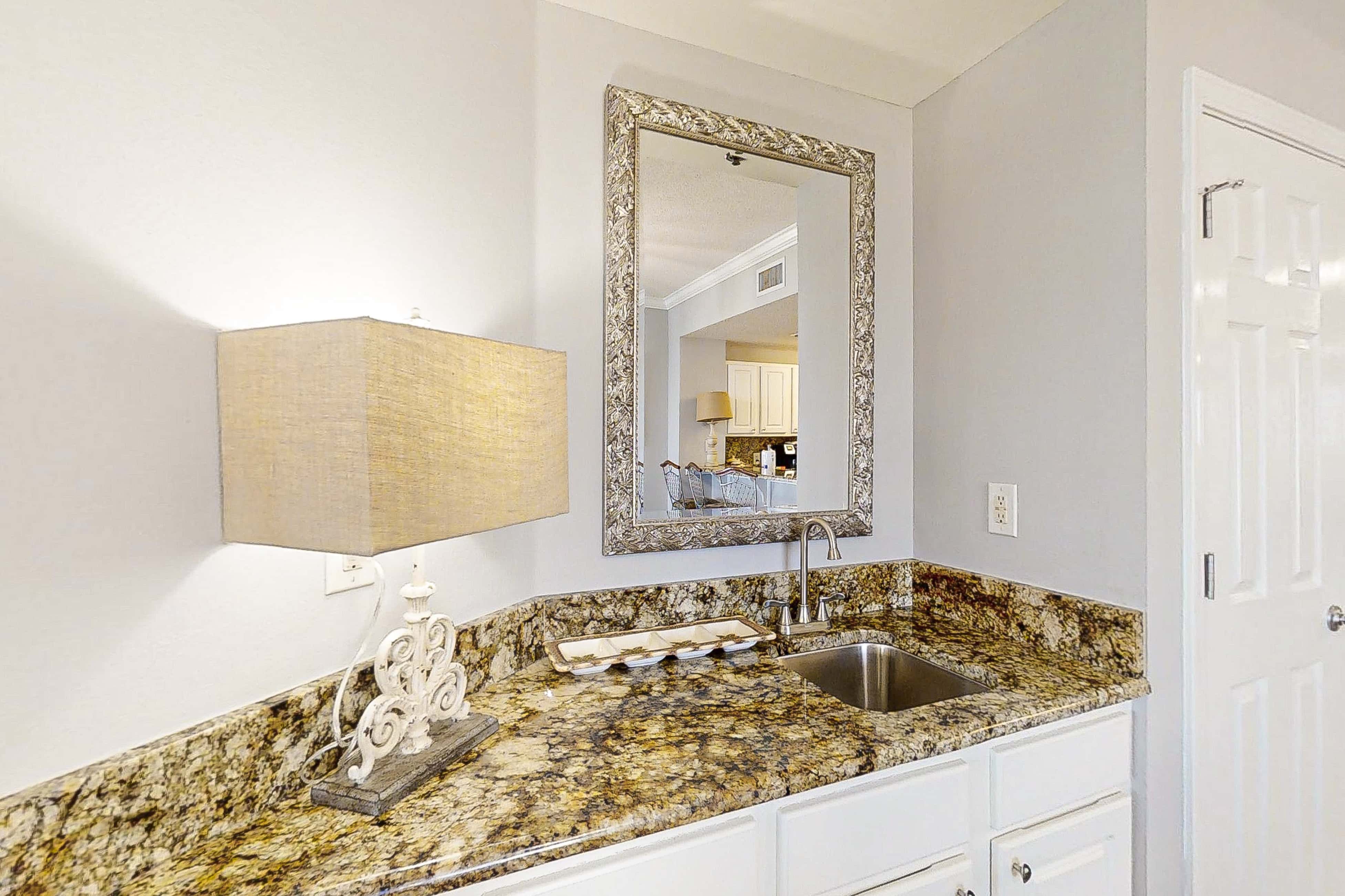 Fifth-Floor, Gulf-Front Condo with Balcony, Beach Access & Shared Pools, Hot Tub