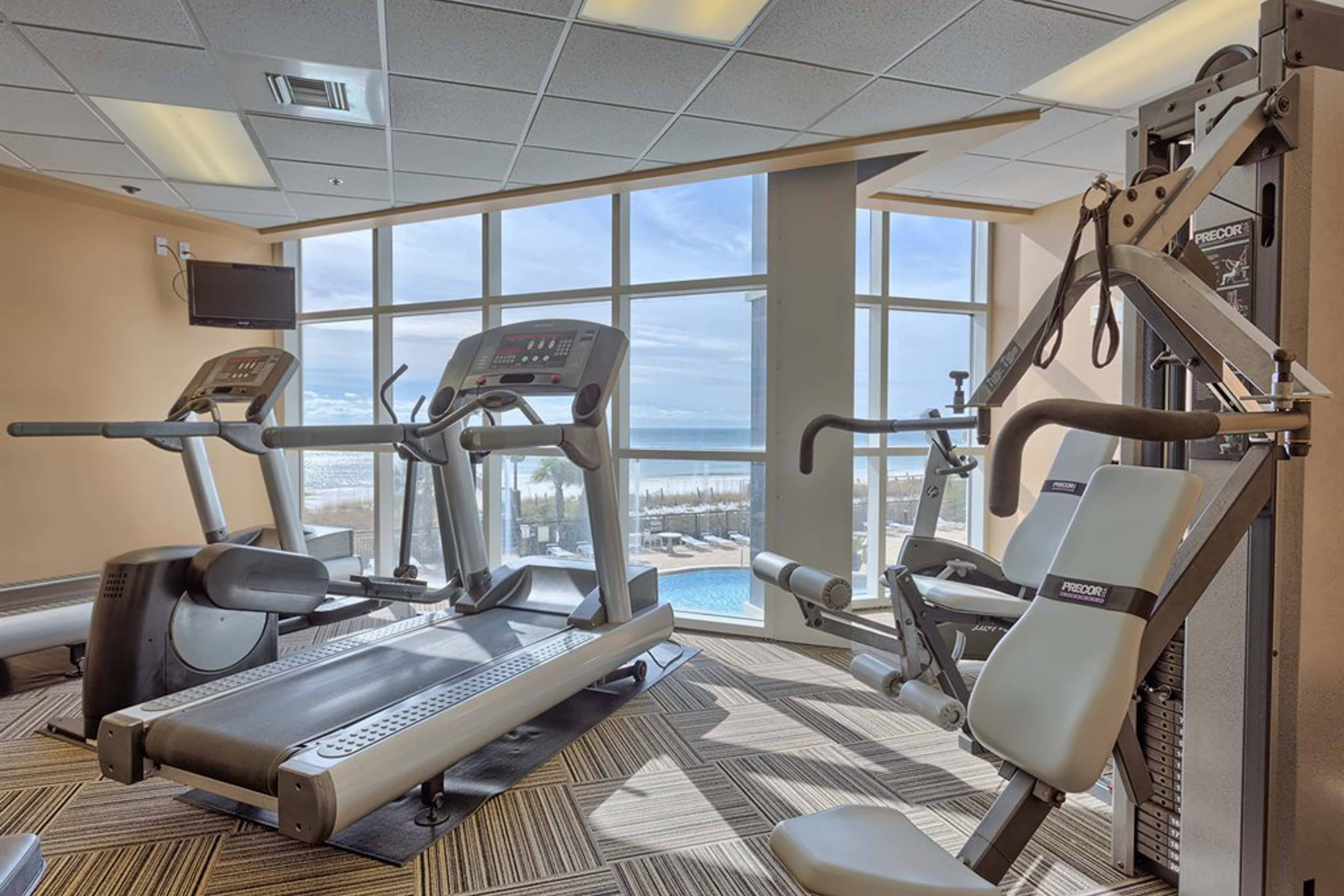 Fifth-Floor, Gulf-Front Condo with Balcony, Beach Access & Shared Pools, Hot Tub