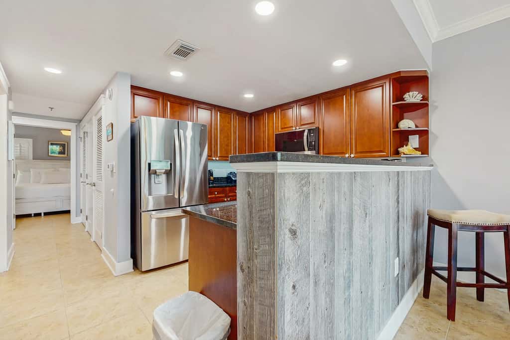1st Floor Elegant Ground-Floor Condo At Waterscape Playground, 2 Hot Tubs