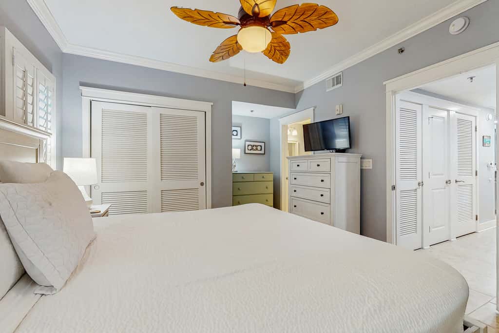 1st Floor Elegant Ground-Floor Condo At Waterscape Playground, 2 Hot Tubs