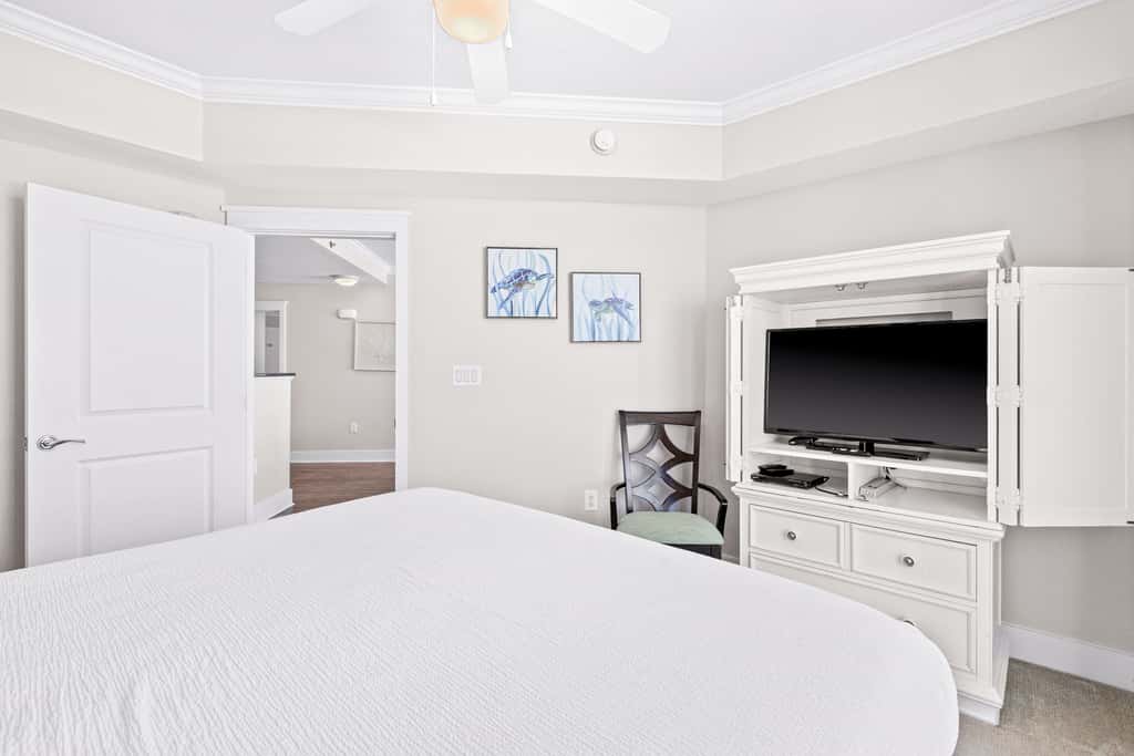 Picturesque Condo At Waterscape Expansive Balcony Waterfall, Lazy River