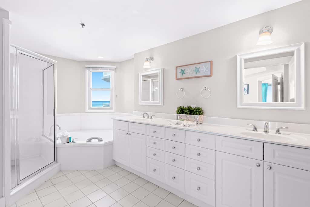 Picturesque Condo At Waterscape Expansive Balcony Waterfall, Lazy River
