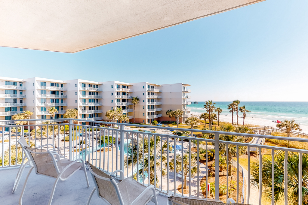 4th Floor Gulf-Front Condo On Okaloosa Island Waterfall, Lazy River