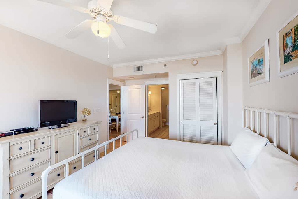 4th Floor Gulf-Front Condo On Okaloosa Island Waterfall, Lazy River