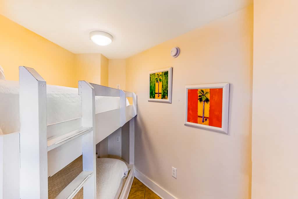 4th Floor Gulf-Front Condo On Okaloosa Island Waterfall, Lazy River