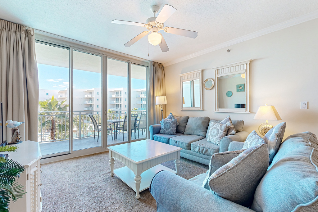 Welcoming, Beachy Condo At Waterscape 490 Feet Of Private Beach