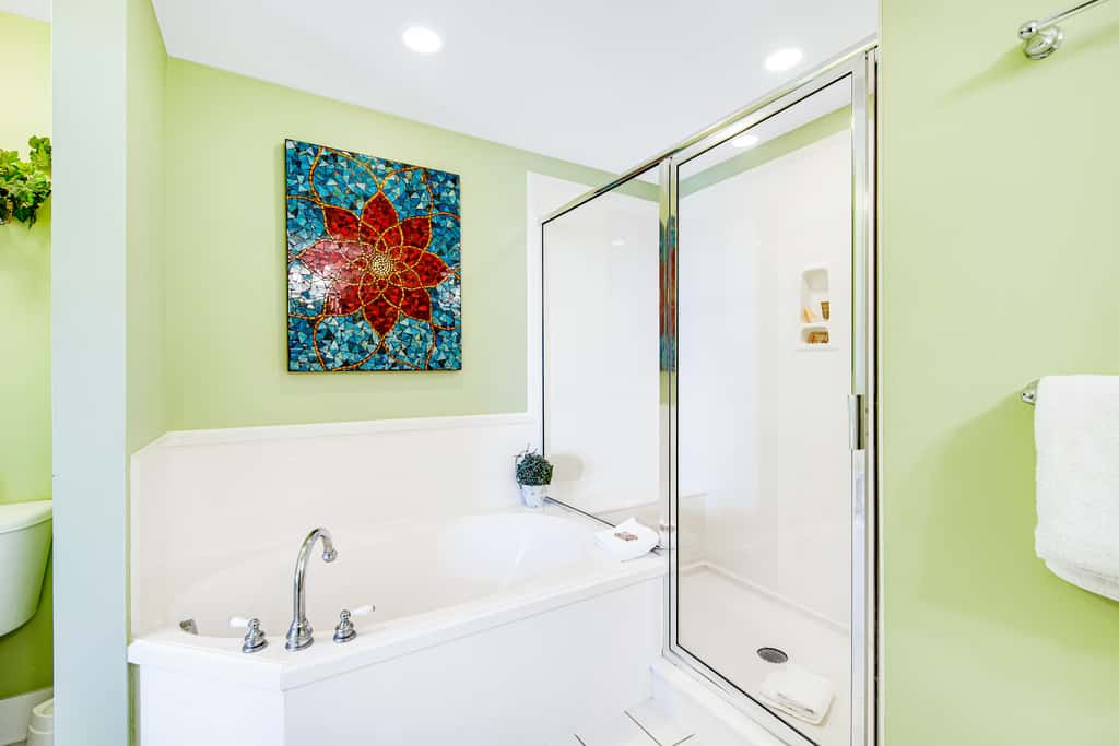 Picturesque Beach-Front Condo At Waterscape Waterfall, Lazy River
