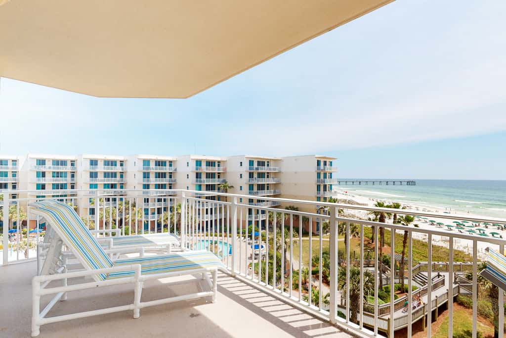 5th Floor Gulf-Front Condo w Free WiFi, Shared Hot Tub, Outdoor Pool, & More