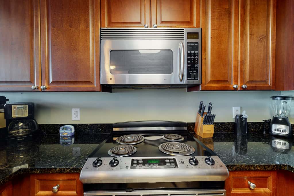 5th Floor Gulf-Front Condo w Free WiFi, Shared Hot Tub, Outdoor Pool, & More