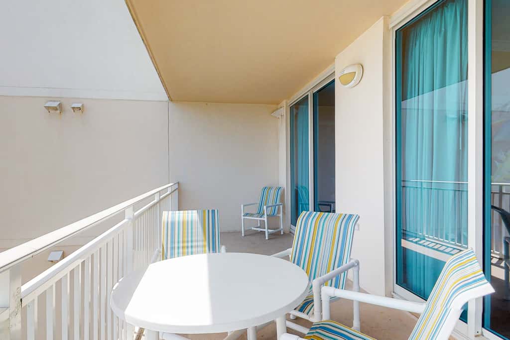 5th Floor Gulf-Front Condo w Free WiFi, Shared Hot Tub, Outdoor Pool, & More