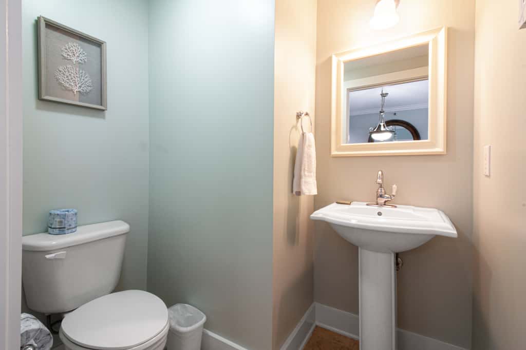 Ground-Floor Condo At Waterscape Beach Service Included Seasonally, Playground