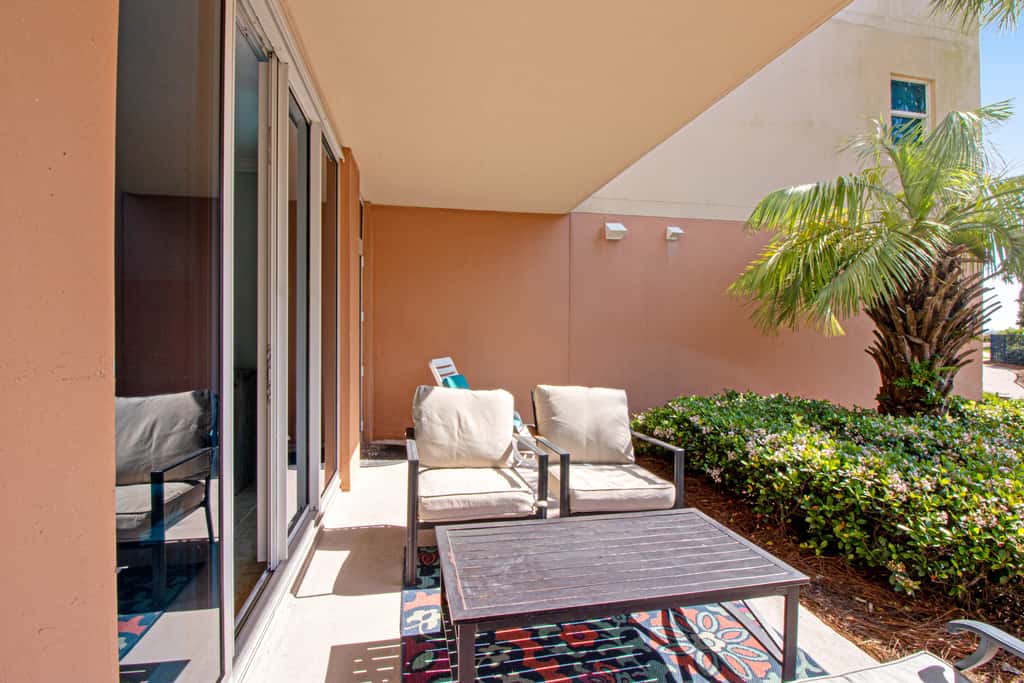 Ground-Floor Condo At Waterscape Beach Service Included Seasonally, Playground