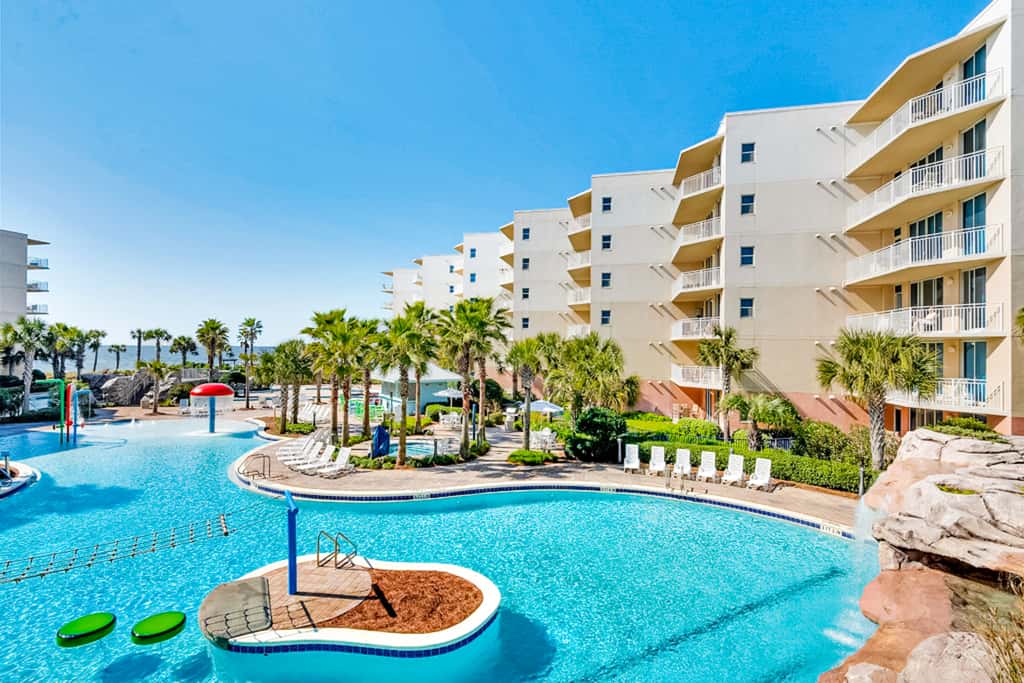 Cute, coastal condo with lazy river, Gulf view, hot tub & gym - near the beach