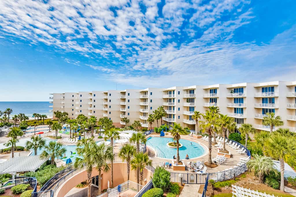 Cute, coastal condo with lazy river, Gulf view, hot tub & gym - near the beach