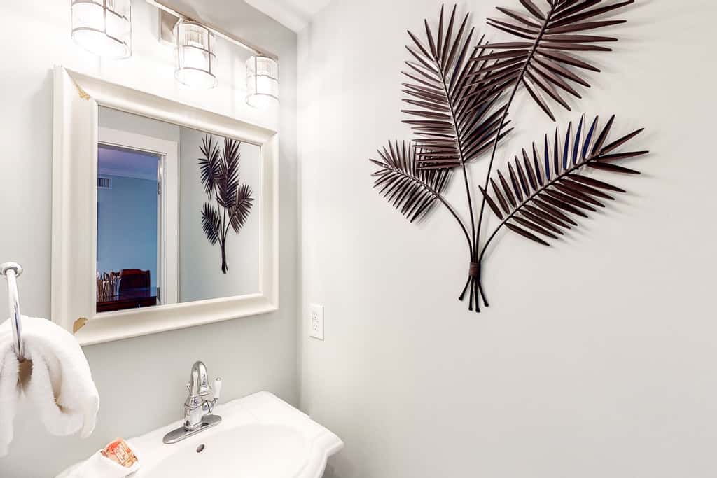 2nd Floor Upscale Condo At Waterscape 490 Feet Of Private Beach