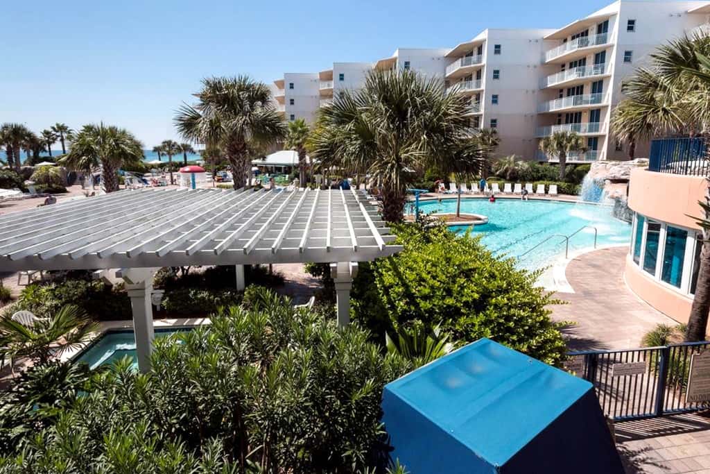 2nd Floor Upscale Condo At Waterscape 490 Feet Of Private Beach