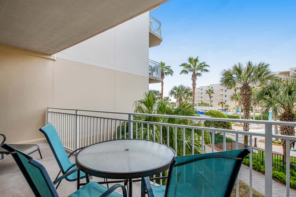 3rd Floor Condo At Waterscape 490 Feet Of Private Beach