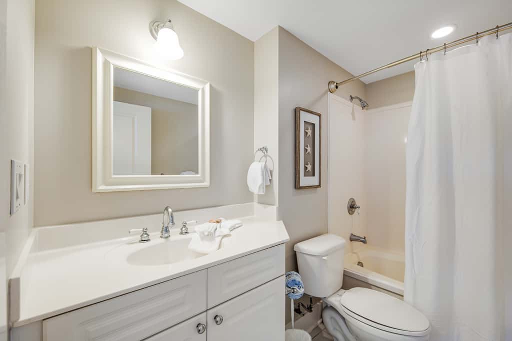3rd Floor Condo At Waterscape 490 Feet Of Private Beach