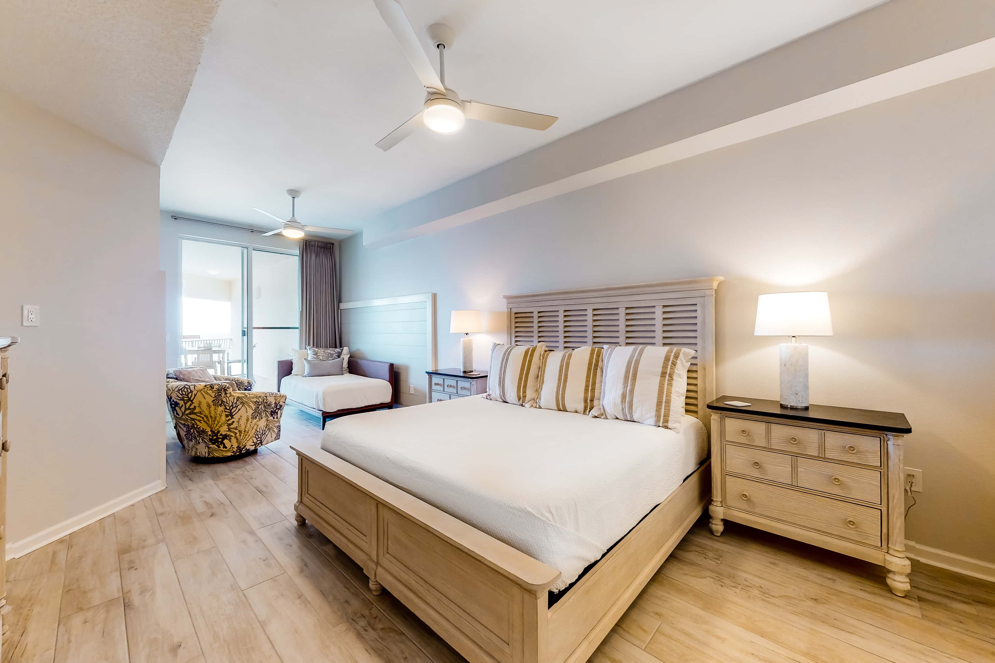 Stunning 4th-floor condo with pool, tennis, pickleball, ocean & beach view
