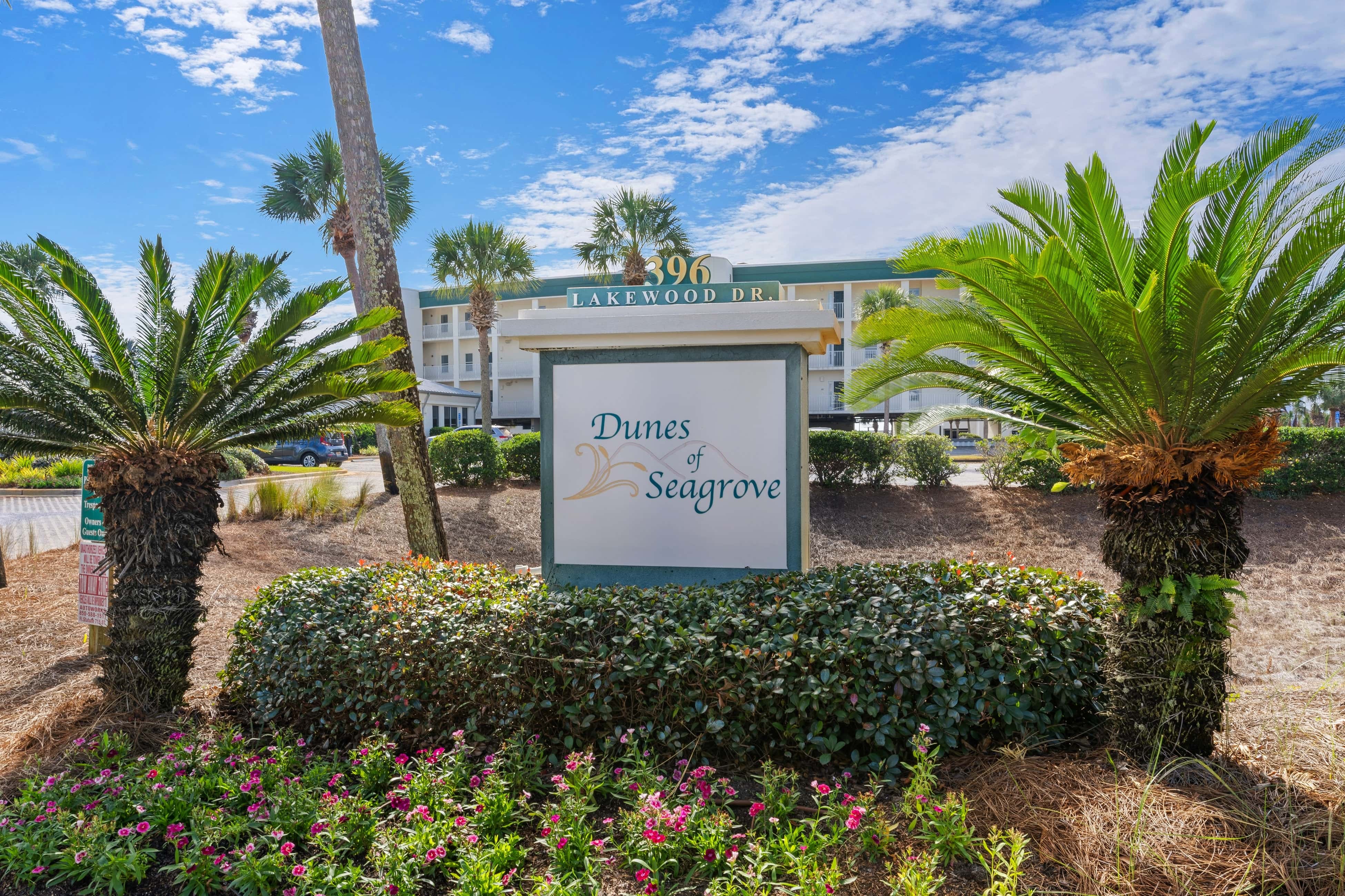 Stunning 4th-floor condo with pool, tennis, pickleball, ocean & beach view