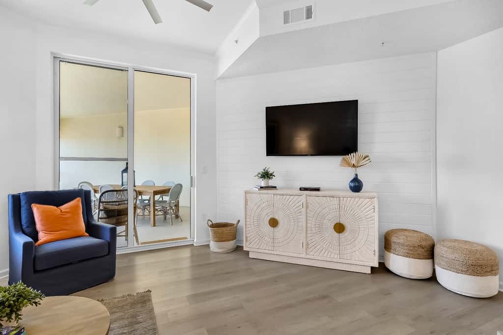 Dune it Right -Completely Updated with beach access, pool, hot tub, tennis, pickleball & gym