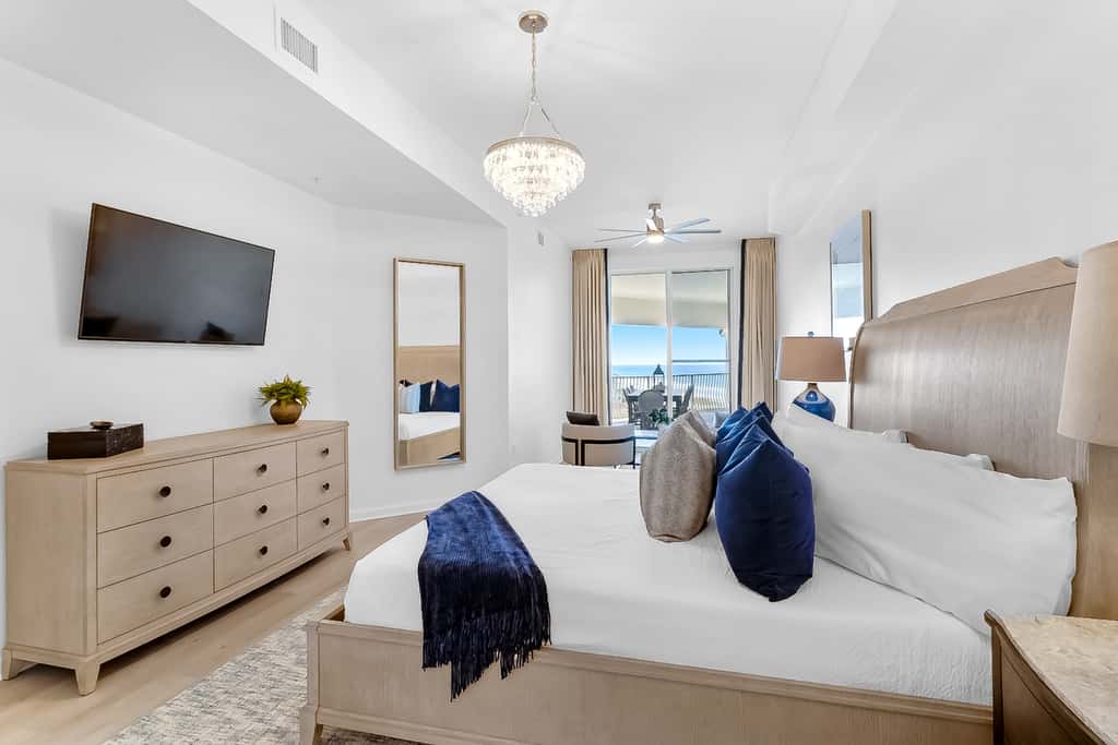 Dune it Right -Completely Updated with beach access, pool, hot tub, tennis, pickleball & gym