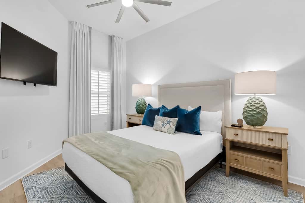 Dune it Right -Completely Updated with beach access, pool, hot tub, tennis, pickleball & gym