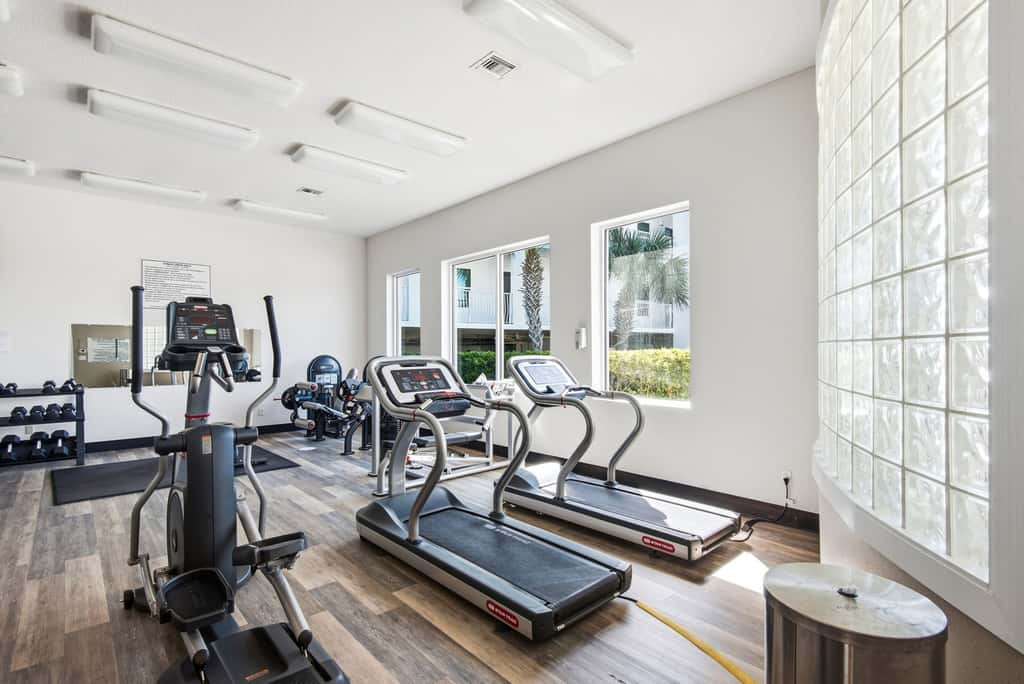 Dune it Right -Completely Updated with beach access, pool, hot tub, tennis, pickleball & gym