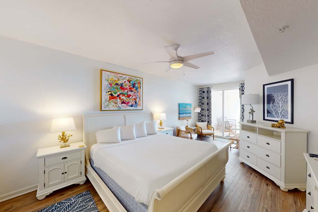 Coastal condo with beach, pool, hot tub, sauna, tennis, bikes, W&D, & central AC