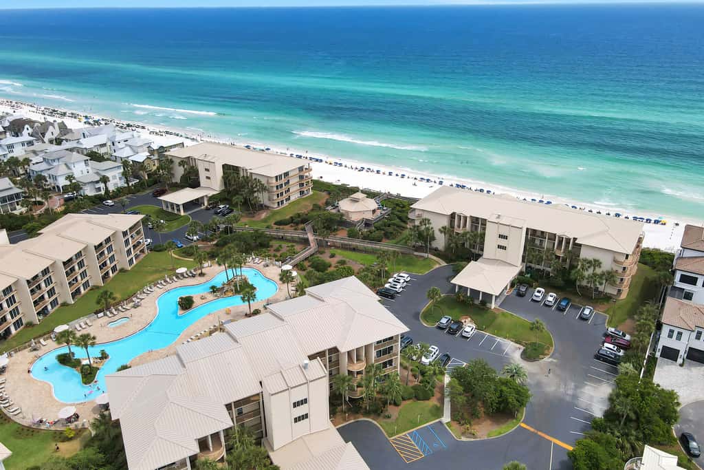 Gulf front condo with beach access, pool, hot tub, tennis & pickleball