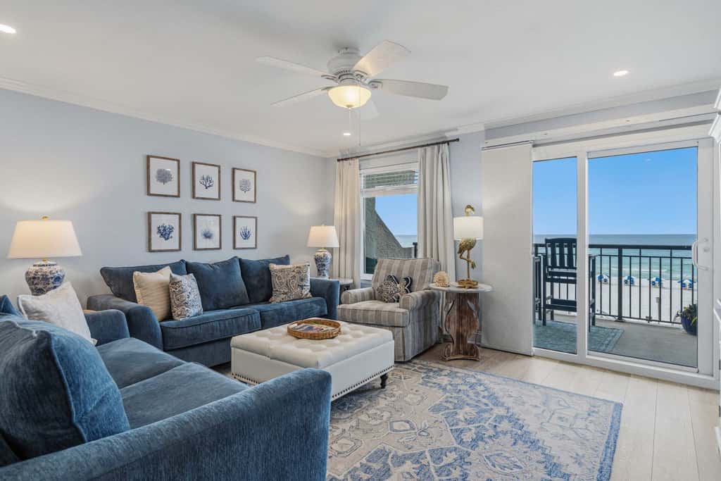 Great beachfront condo with pool & tennis - quick drive to dining