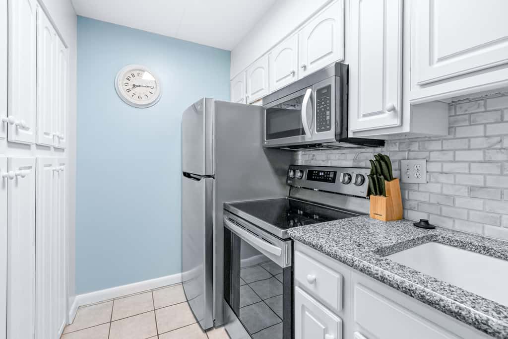 Bright third-floor Gulf-front condo directly on the beach with amazing views