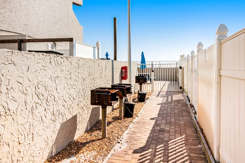 Bright third-floor Gulf-front condo directly on the beach with amazing views