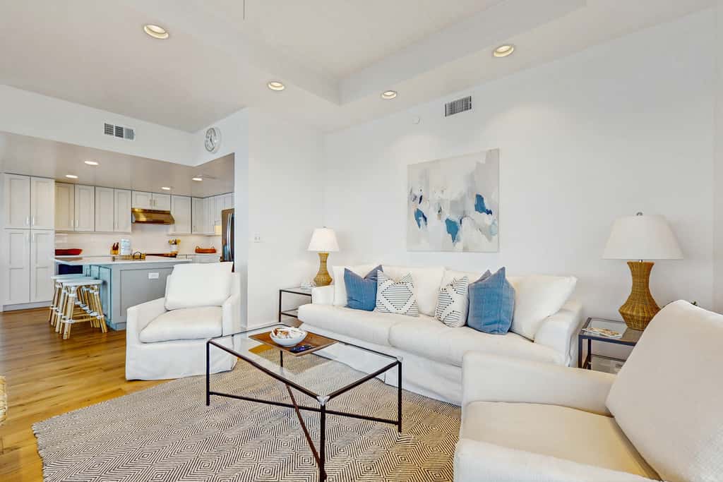 Lavish High Pointe condo with resort pool, amazing ocean view & pickleball