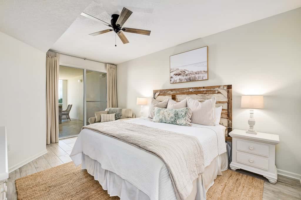 Chic first-floor condo with Gulf & pool view & pickleball - steps to beach