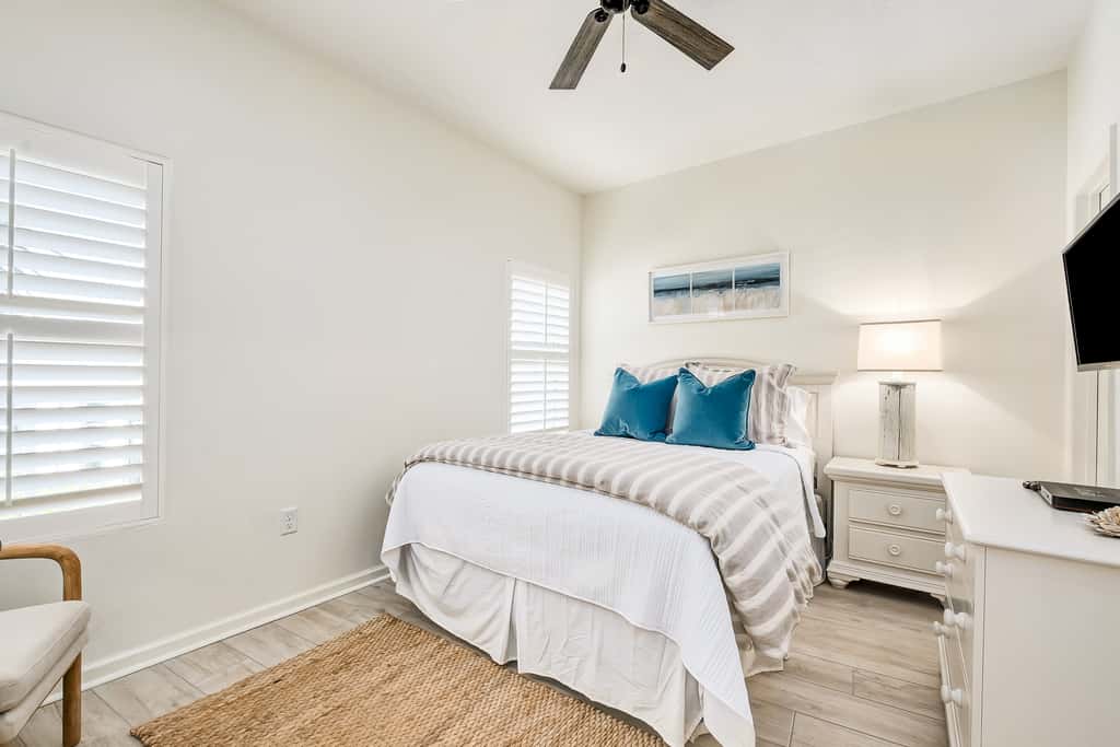Chic first-floor condo with Gulf & pool view & pickleball - steps to beach