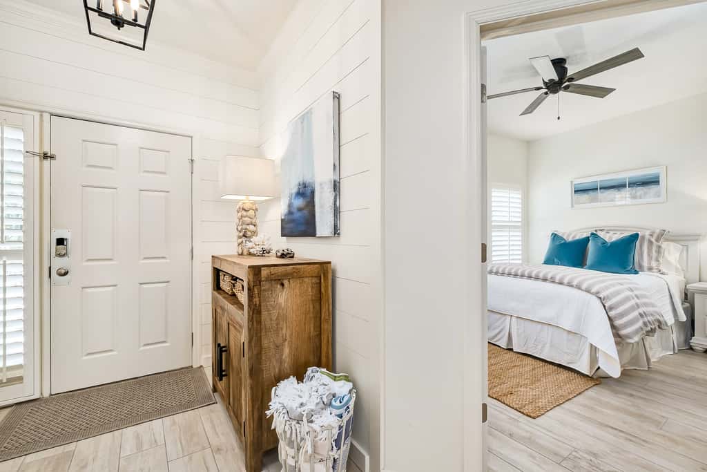 Chic first-floor condo with Gulf & pool view & pickleball - steps to beach