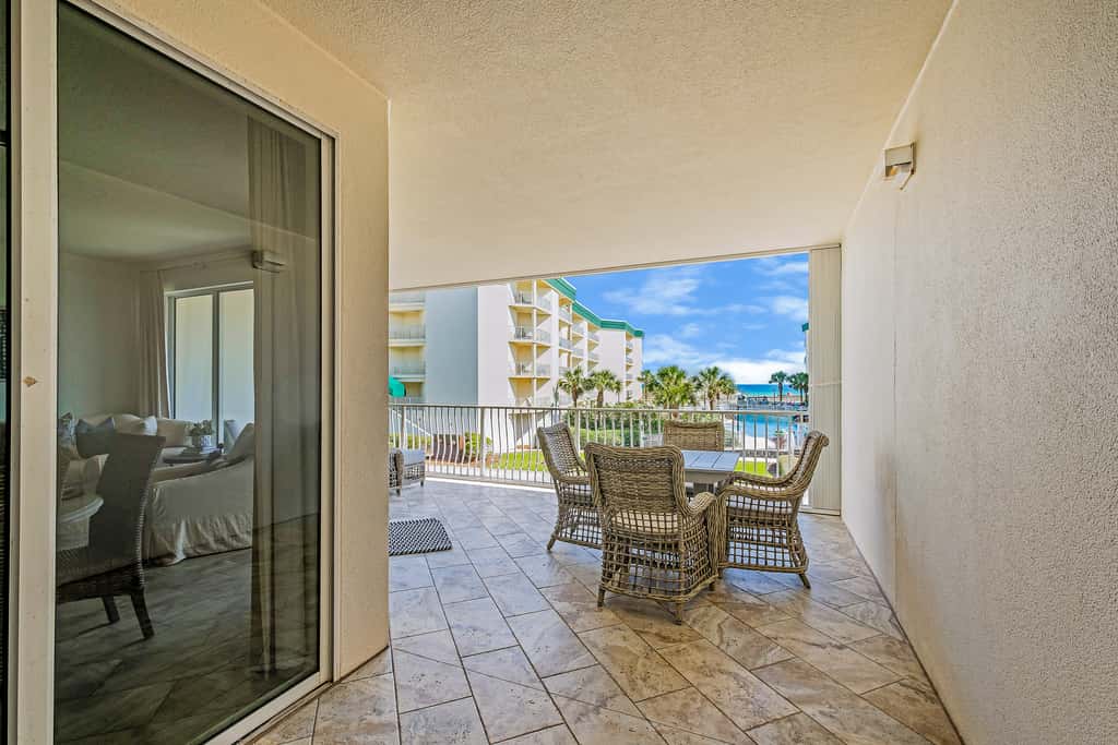 Chic first-floor condo with Gulf & pool view & pickleball - steps to beach