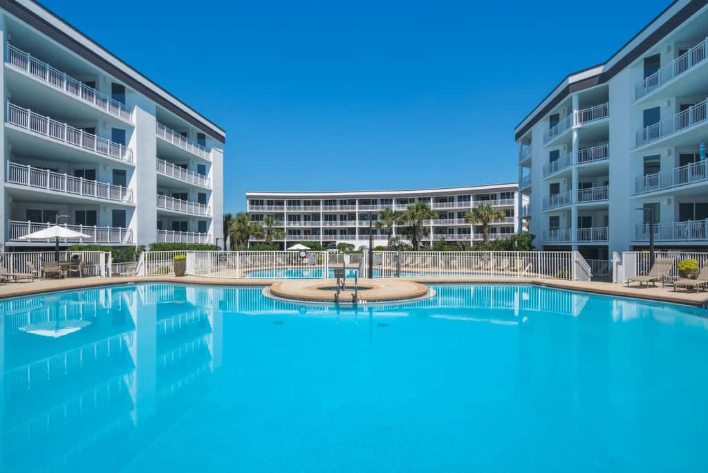 Chic first-floor condo with Gulf & pool view & pickleball - steps to beach