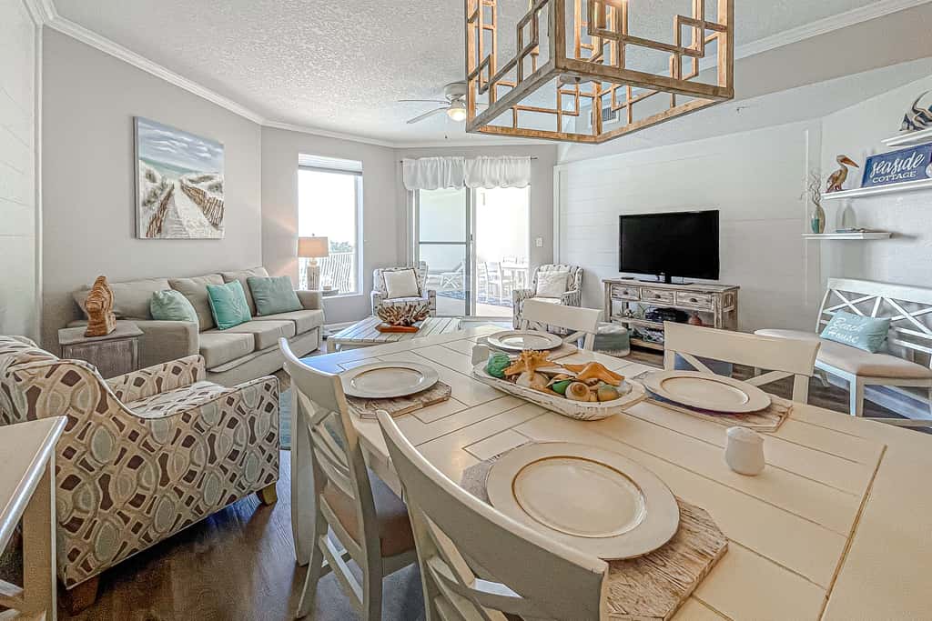 Beautifully decorated oceanfront condo with resort pool, & huge walk-in showers