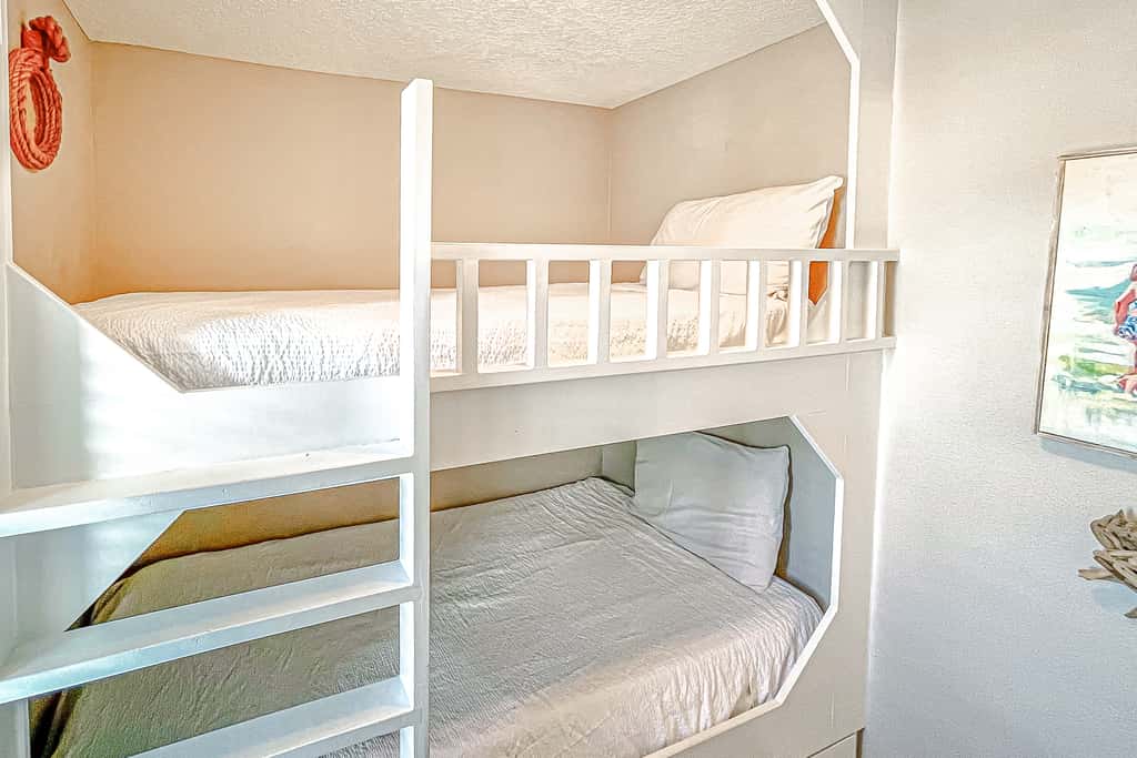 Beautifully decorated oceanfront condo with resort pool, & huge walk-in showers