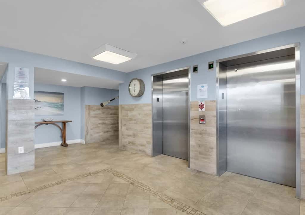 Updated beachfront condo with beach setup & quick drive to entertainment