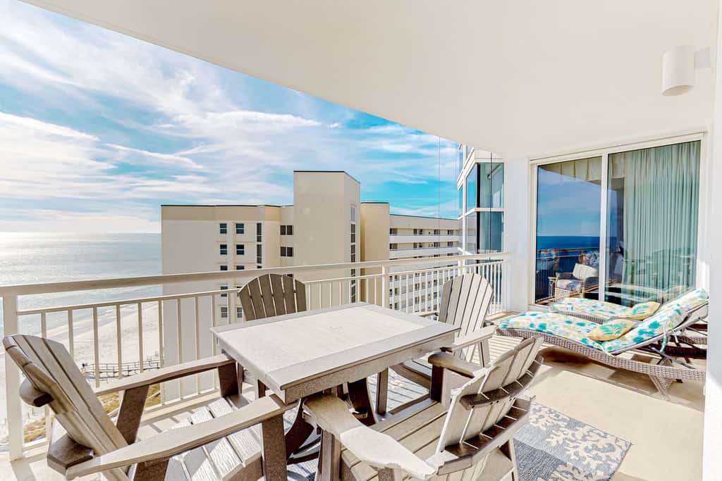 Gulf-front condo with pools, hot tub, beach access & views