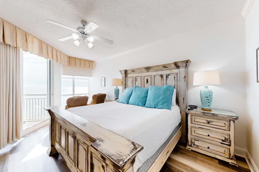 Gulf-front condo with pools, hot tub, beach access & views