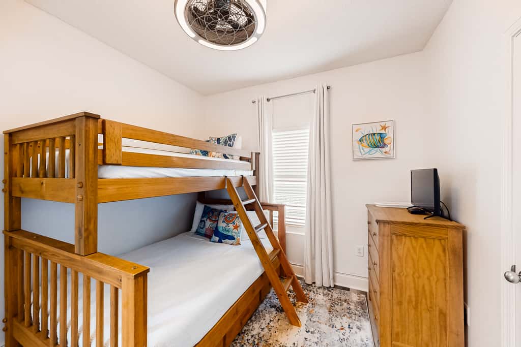 Gulf-front condo with pools, hot tub, beach access & views