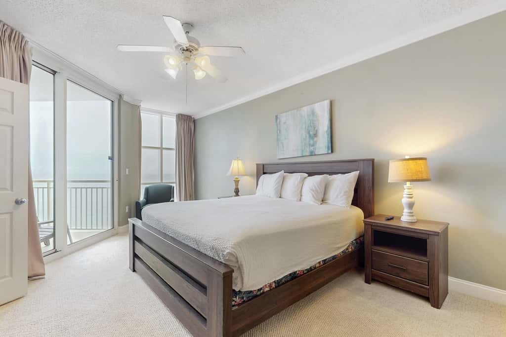 11th-floor, Gulf-front condo with views, pools, hot tub & tennis