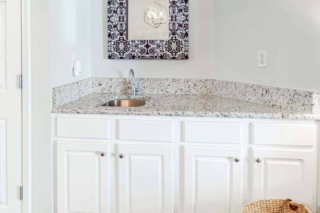 Gulf-front condo with amazing views & beach access - short walk to dining
