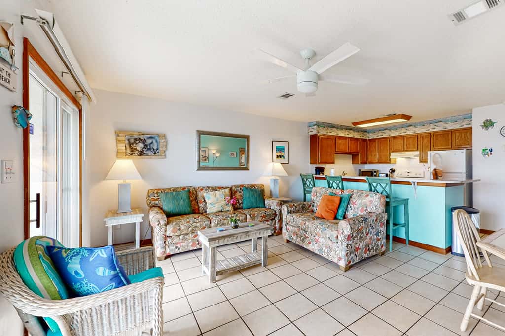 1st floor gulf front condo with amazing views, charcoal grills - walk to the beach