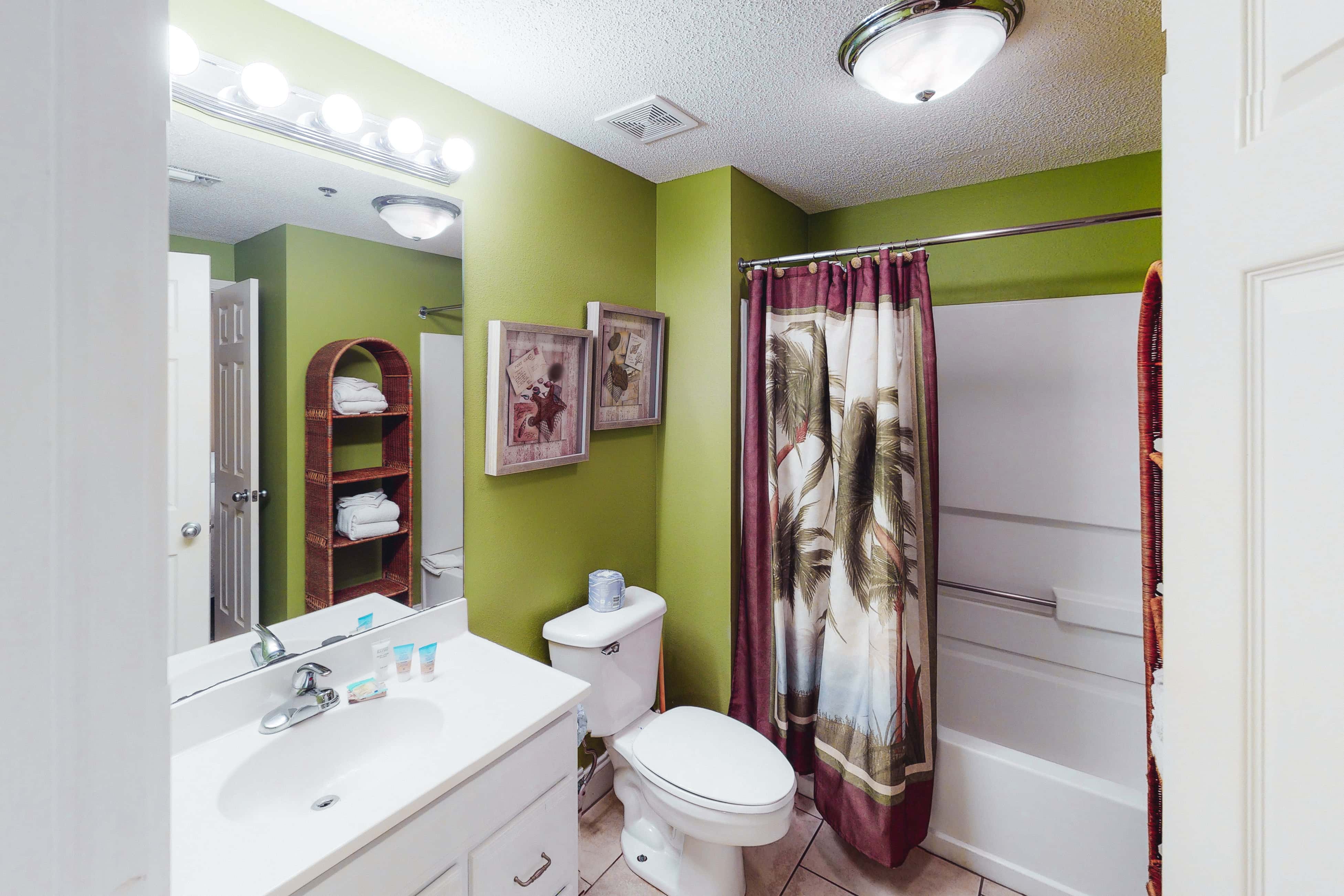Coastal condo steps to beach with pools, hot tub, gym & amazing views