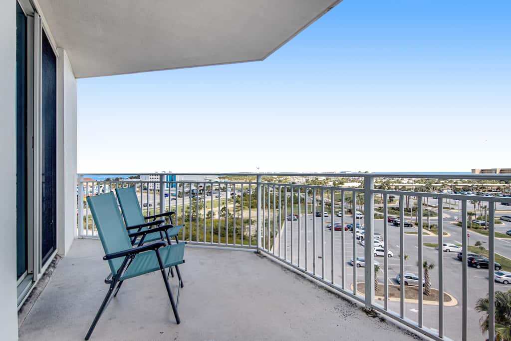 6th Floor Welcoming Condo At Waterscape 490 Feet Of Private Beach